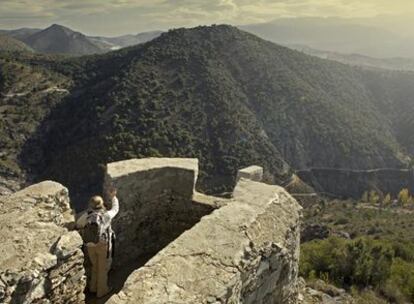 Panorámica de la sierra de Huétor, en Granada, desde las trincheras de la Guerra Civil en el cerro del Maúllo.