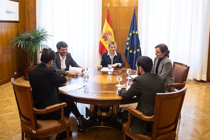 Reunión de los cinco ministros de Podemos, Yolanda Díaz, Ernest Urtasun, Mónica García, Pablo Bustinduy y Sira Rego, este viernes en Madrid.