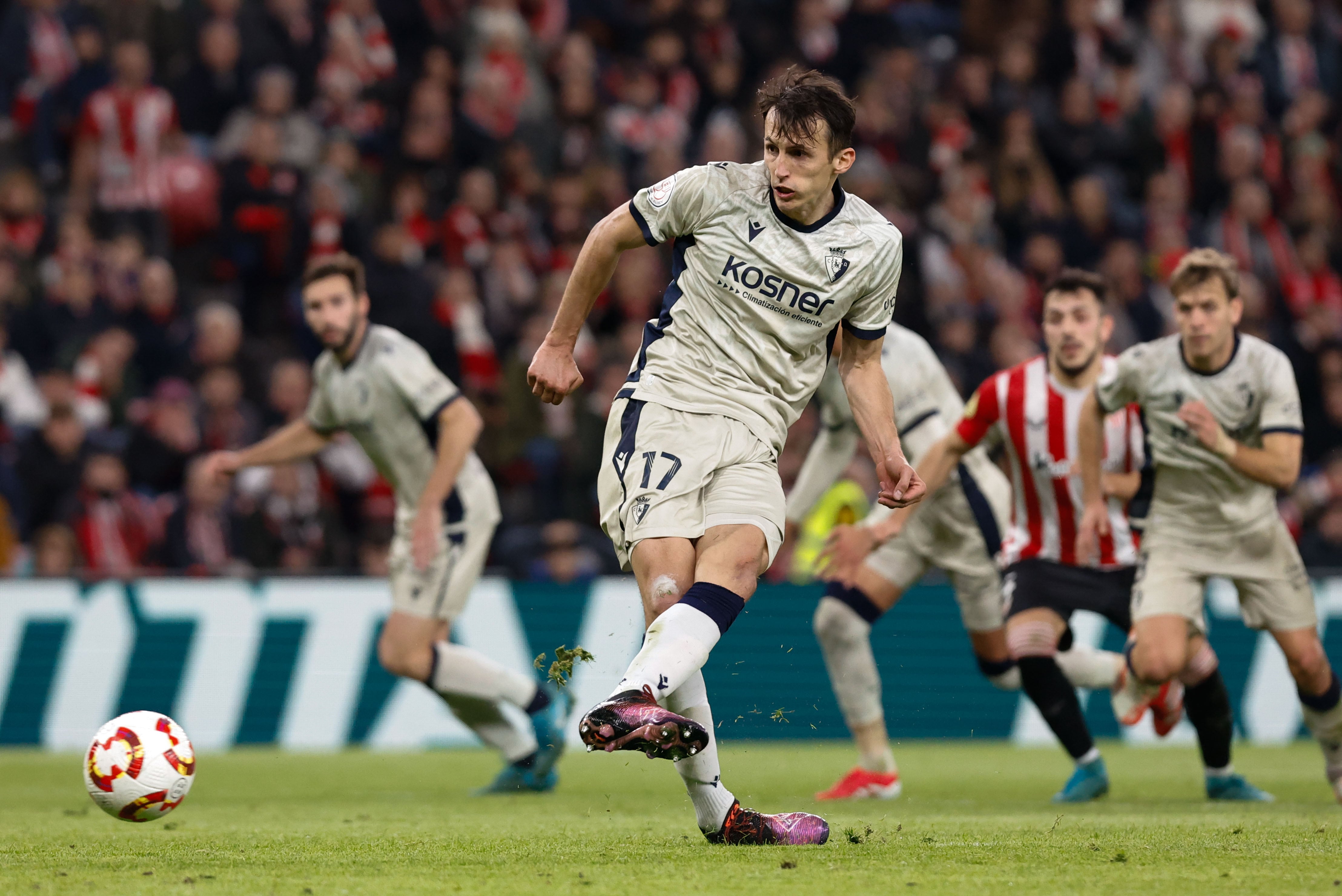 Osasuna derrumba al Athletic, el campeón de Copa