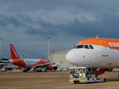 Aviones de la británica Easyjet.