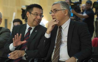 Bartomeu y Collet conversan antes de la presentación.