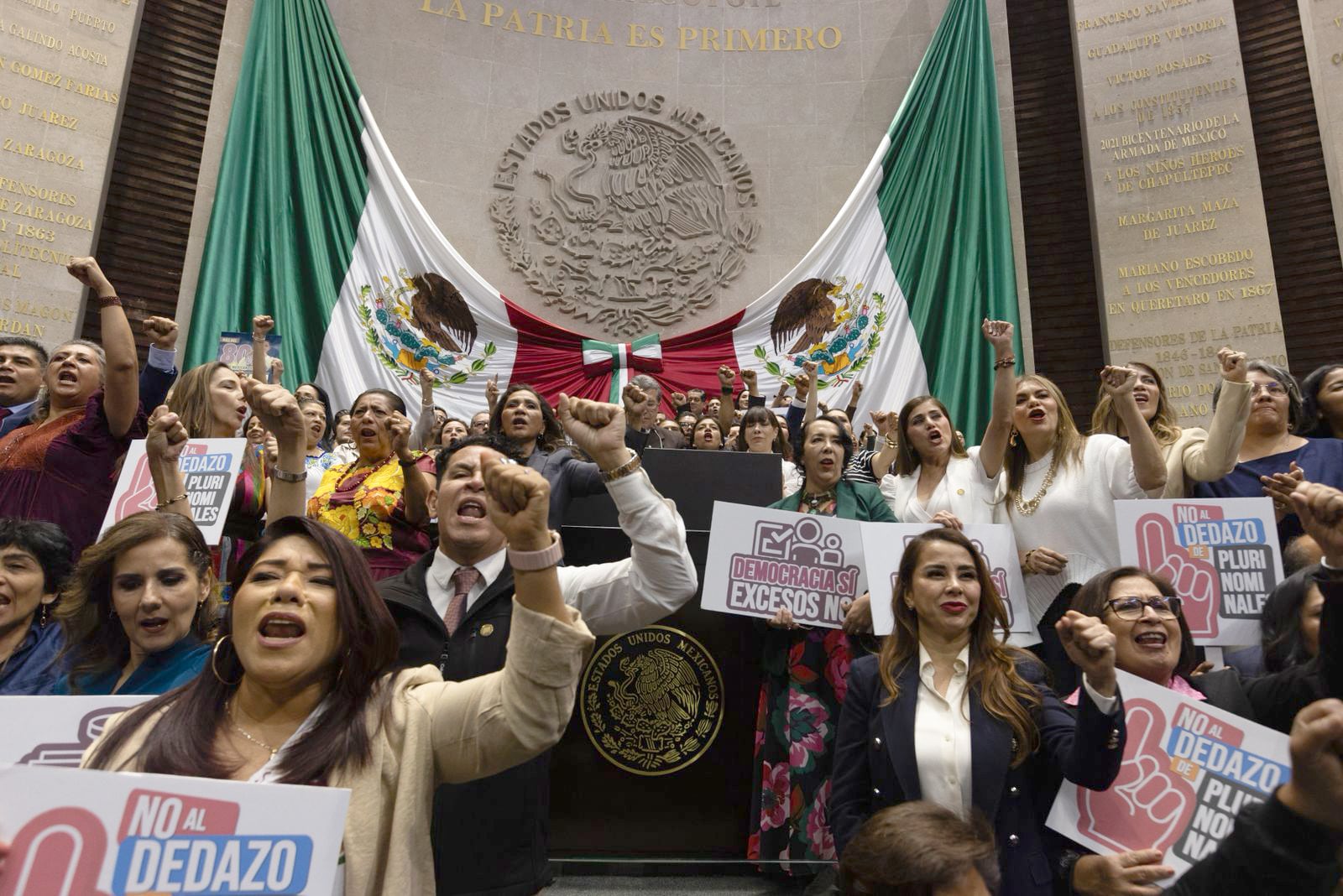 El debate de la reforma electoral de Claudia Sheinbaum, en vivo: Morena se queda lejos de la mayoría calificada