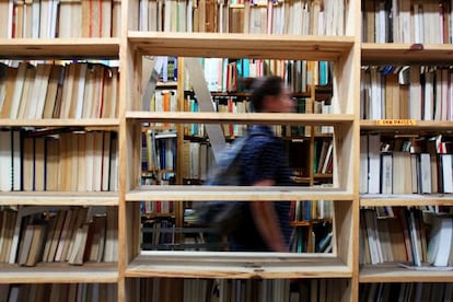 Librer&iacute;a Callej&oacute;n de los Milagros, en la calle Donceles.