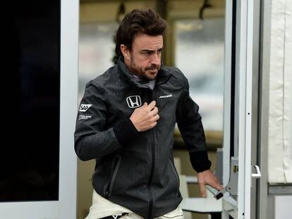Fernando Alonso en Montmeló el 1 de marzo de 2017.