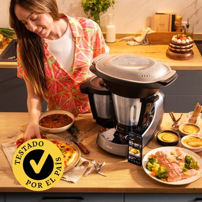 Hemos probado cuatro robots de cocina con recetarios y conectividad wifi, y hemos escogido el mejor.