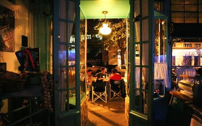 Terraza de un restaurante en el barrio de Palermo, en Buenos Aires.