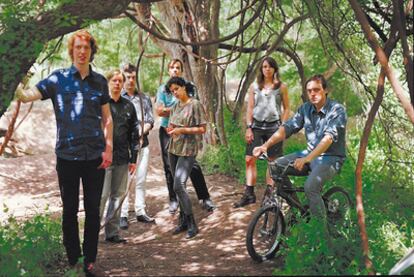 <b>Arcade Fire presentan su tercer album The Suburbs</b>