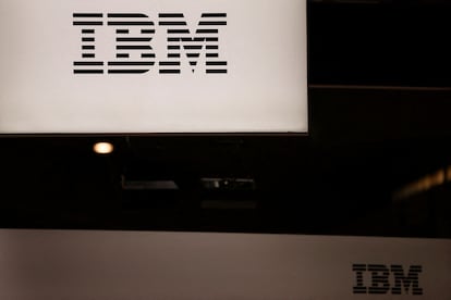 El logo de IBM, en una imagen de 2023 en una feria en Barcelona.