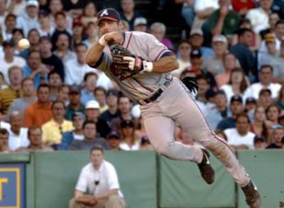 Ken Caminiti, en un partido con los Braves en 2001.