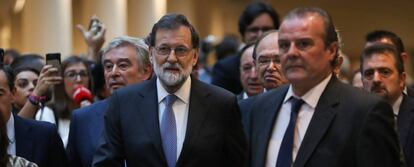 Rajoy a la seva arribada al Senat.