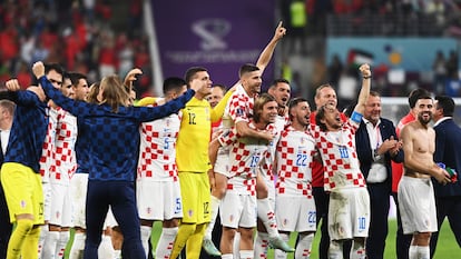 Los jugadores de Croacia celebran el tercer puesto en el Mundial de Qatar 2022, este sábado.