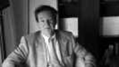B 36691 - 15/09/2000 - Color - Luis Racionero, escritor, Premio Carlemany, Editorial Columna - Foto : Arduino Vannucchi -