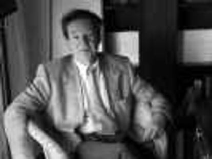 B 36691 - 15/09/2000 - Color - Luis Racionero, escritor, Premio Carlemany, Editorial Columna - Foto : Arduino Vannucchi -