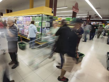 Interior de un supermercado Mercadona.