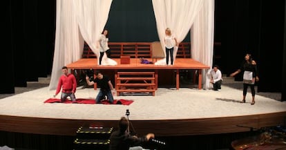 Ensayo de 'Così fan tutte' en el Palau de les Arts.