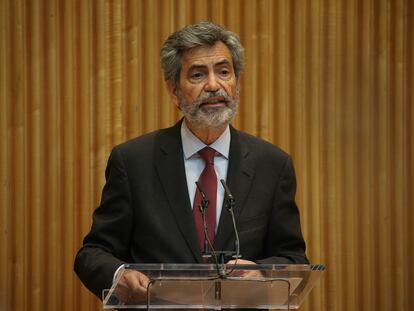 El presidente del CGPJ, Carlos Lesmes, durante su intervención en una jornada en el Congreso de los Diputados, el pasado mayo.