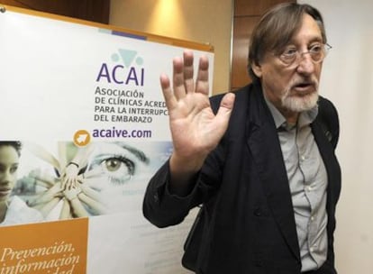 Santiago Barambio, presidente de las clínicas de abortos asociadas en ACAI.