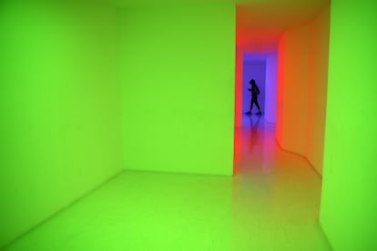 La obra del artista Carlos Cruz-Diez Chambre de 'Chromosaturation'.