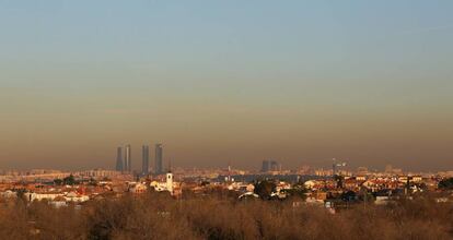 Madrid cubierta por una nube de contaminaci&oacute;n el pasado 28 de diciembre. 