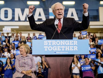 Warren Buffett, this Tuesday in Omaha with Hillary Clinton.