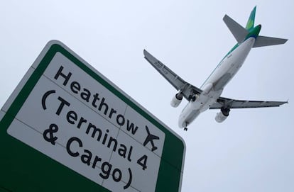 Aeropuerto londinense de Heathrow.