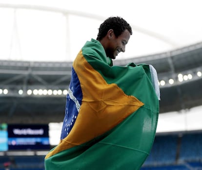 As medalhas brasileiras na Paralimpíada. Daniel Martins, campeão dos 400 m rasos.