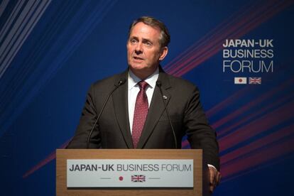El ministro de comercio internacional británico, Liam Fox, este viernes en Japón