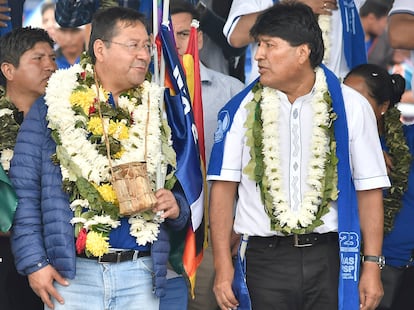 El vicepresidente de Bolivia, David Choquehuanca, el presidente de Bolivia, Luis Arce, y el expresidente boliviano y líder del Movimiento al Socialismo, Evo Morales