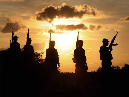 Soldados del Ejército de Sri Lanka en la frontera de la península de Jaffna.