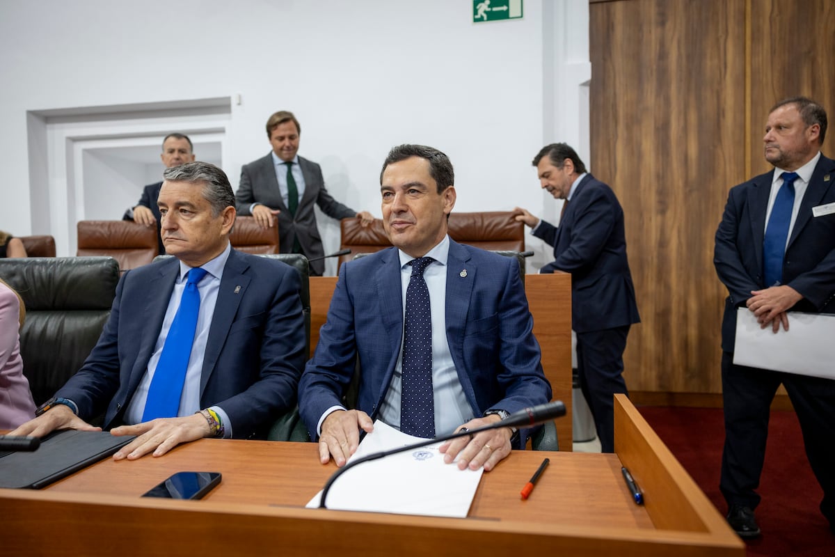 Moreno responde a los grupos de la oposición con el no de Vox a su investidura