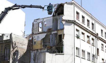 La fachada del edificio derrumbado en Bravo Murillo. 