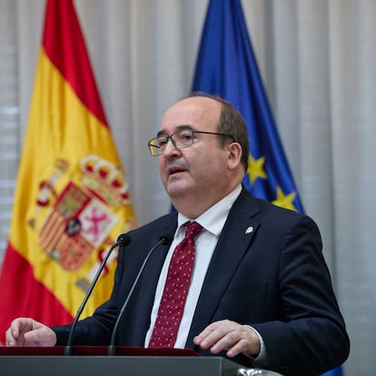 El ministro de Cultura y exministro de Política Territorial y Función Pública, Miquel Iceta interviene en el acto de nombramiento de l nueva ministra de Función Pública, en la Secretaría General de la Función Pública, a 12 de julio de 2021, en Madrid (España). Montero suma las competencias de Función Pública después de que el BOE publicara este lunes dos reales decretos con los cambios anunciados el pasado sábado por el presidente del Gobierno para la remodelación del Ejecutivo de coalición del PSOE y Unidas Podemos.
12 JULIO 2021;GOBIERNO;COALICIÓN
Jesús Hellín   / Europa Press
12/07/2021