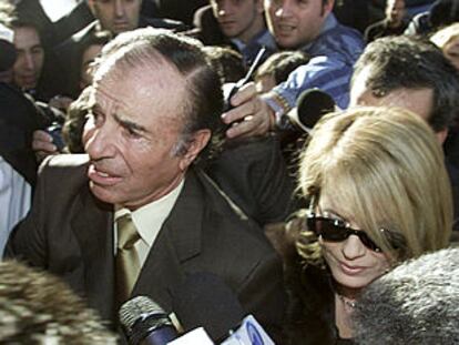 <b><font size="2">Detenido el ex presidente argentino Menem por contrabando de armas</font></b><br>