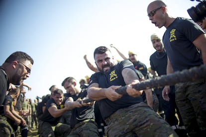 En esta segunda edición han participado tres equipos de los marines, un grupo del ejército del aire americano y otro español de la Unidad Militar de Emergencias (UME).