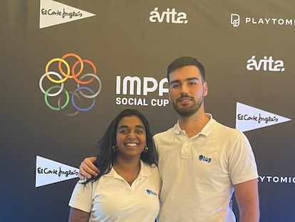 Apurva San Juan y Eneko Calvo, fundadores de Lup.