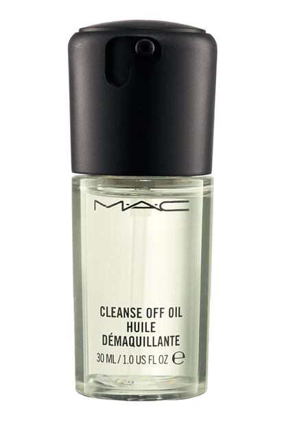 Desmaquillante facial en aceite de M.A.C. (23,72 euros).