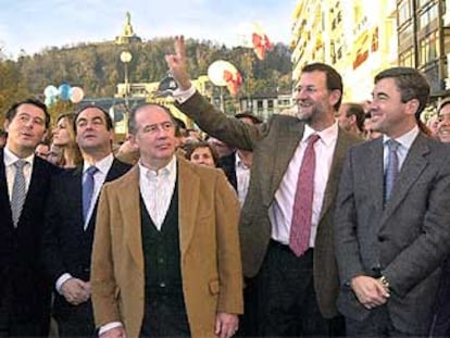 José María Michavila, José Bono, Rodrigo Rato, Mariano Rajoy y Ángel Acebes.