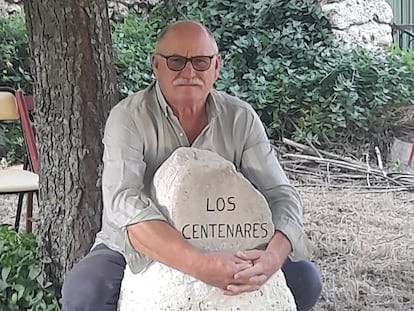 Enrique Guijarro en su cortijo de Los Centenares (Jaén). / FOTO CEDIDA POR JAVIER MOROTE