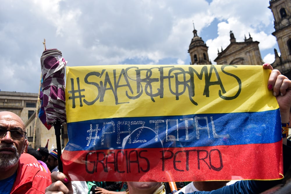 La Corte Constitucional deja coja la paz total de Petro | EL PAÍS ...