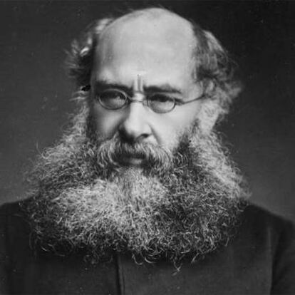 El novelista británico Anthony Trollope.