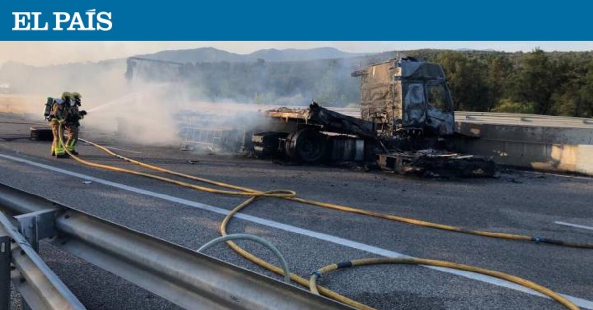 Muere el conductor de un camión en un accidente en la AP-7 en Capmany ...