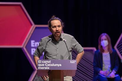 El secretario general de Podemos y vicepresidente segundo del Gobierno, Pablo Iglesias, interviene en un acto electoral de En Com Podem, este viernes en Barcelona.