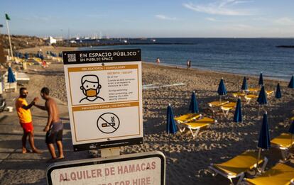 Indicaciones sobre las medidas de seguridad necesarias para acceder a la playa en Tenerife. 