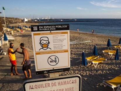 Indicaciones sobre las medidas de seguridad necesarias para acceder a la playa en Tenerife. 