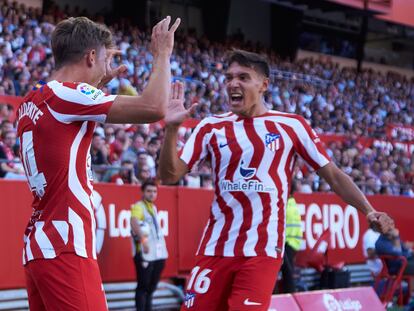 Marcos Llorente of Atletico de Madrid celebrates a goal during the spanish league, La Liga Santander, football match played between Sevilla FC and Atletico de Madrid at Ramon Sanchez Pizjuan stadium on October 1, 2022, in Sevilla, Spain.
AFP7 
01/10/2022 ONLY FOR USE IN SPAIN