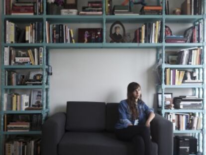 Mariela Sancari en su casa en México DF.