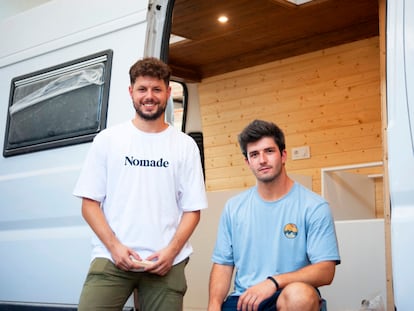 Ignasi Ribó (derecha) y su socio, Antonio Luque, fundadores de Nomade Vans.