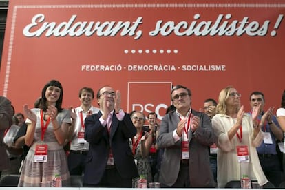 La nueva dirección del PSC, en la clausura del congreso.