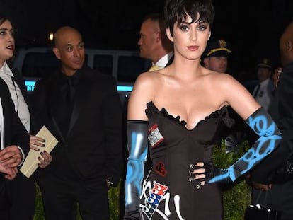 El dise&ntilde;o de Moschino que luci&oacute; Katy Perry en la gala de los MET. 