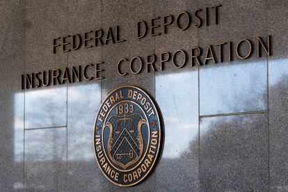 The Federal Deposit Insurance Corporation seal